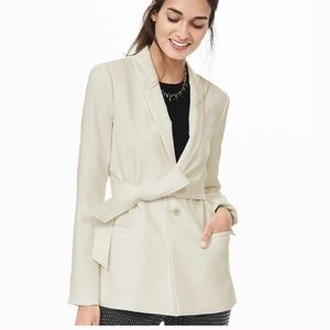 Banana Republic Belted Shawl Blazer White Size 6